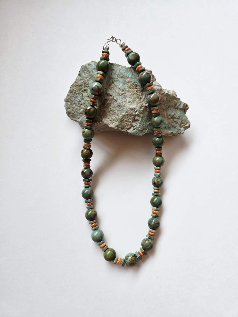 Green Turquoise and Orange Spiny Oyster Shell Beaded Women's Necklace Native